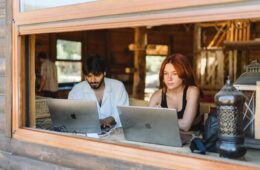 همه چیز در مورد ویزا کارت (Visa Card)